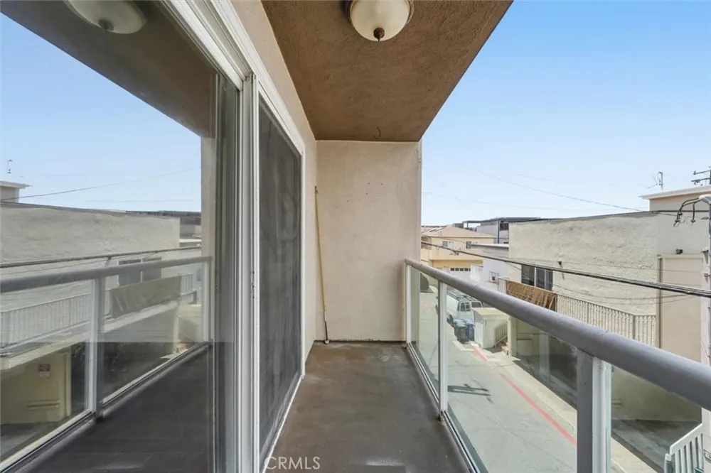 15 15th Street #14 Hermosa Beach, CA 90254