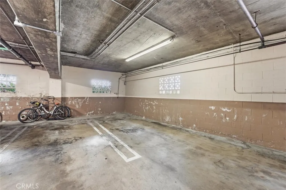 15 15th Street #14 Hermosa Beach, CA 90254