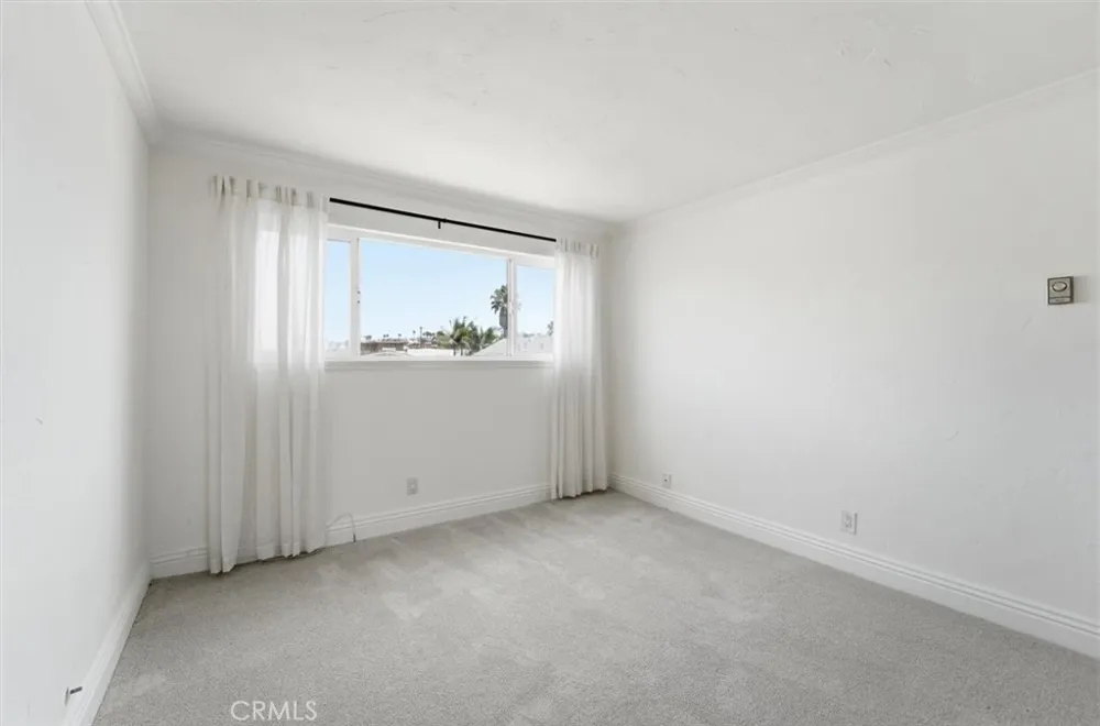 15 15th Street #14 Hermosa Beach, CA 90254