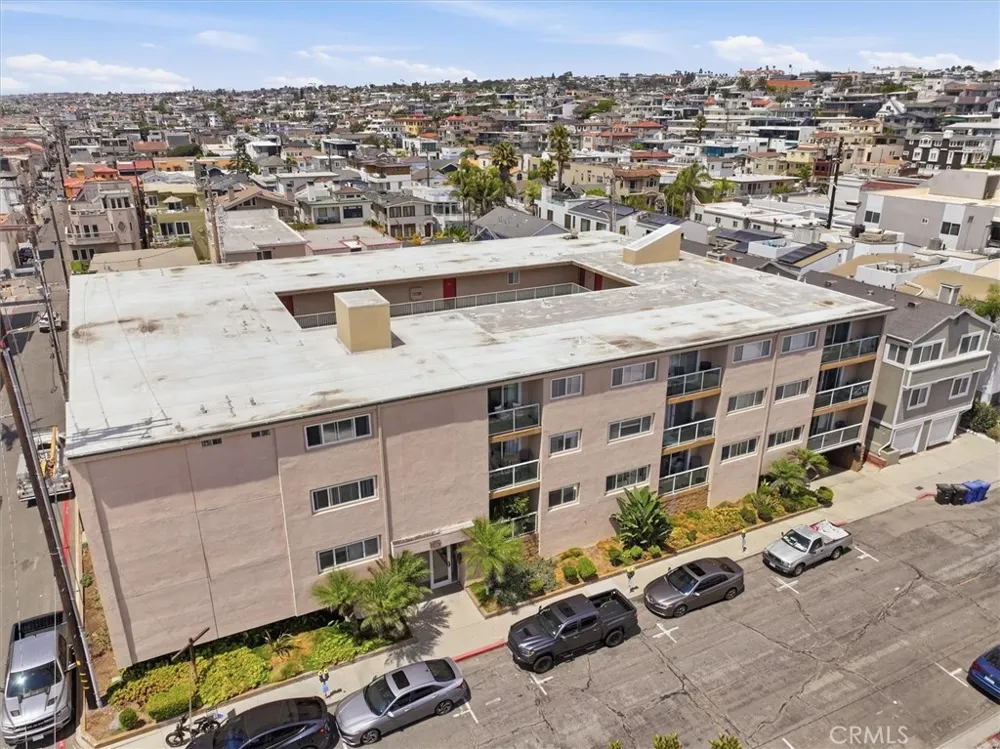 15 15th Street #14 Hermosa Beach, CA 90254