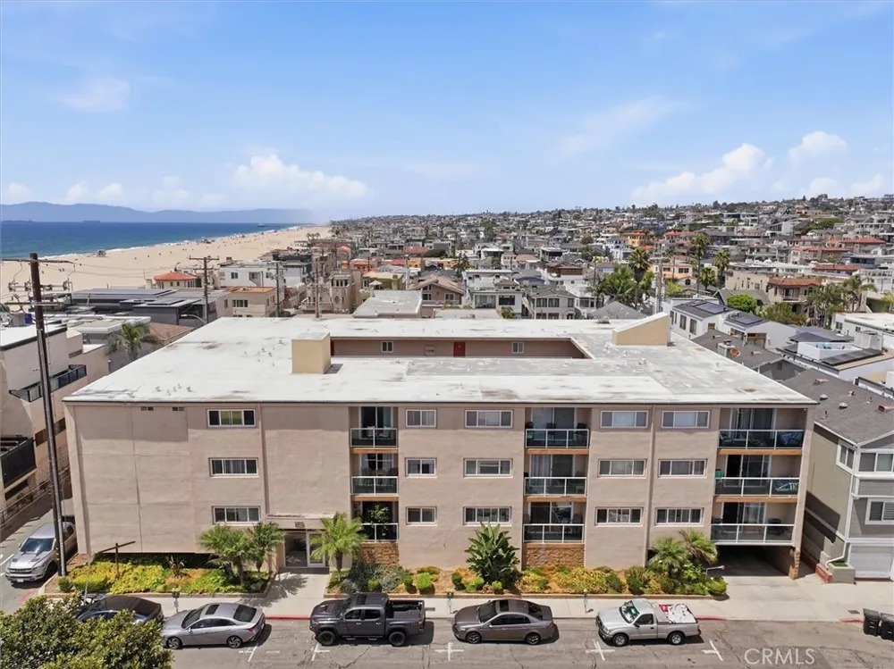 15 15th Street #14 Hermosa Beach, CA 90254