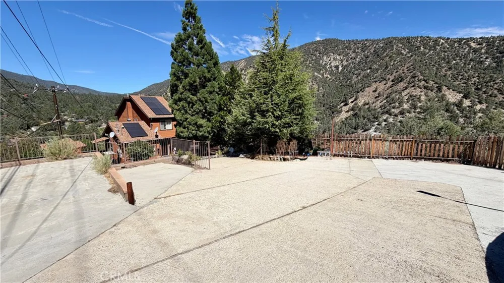 14921 Ward Drive Pine Mountain Club, CA 93225