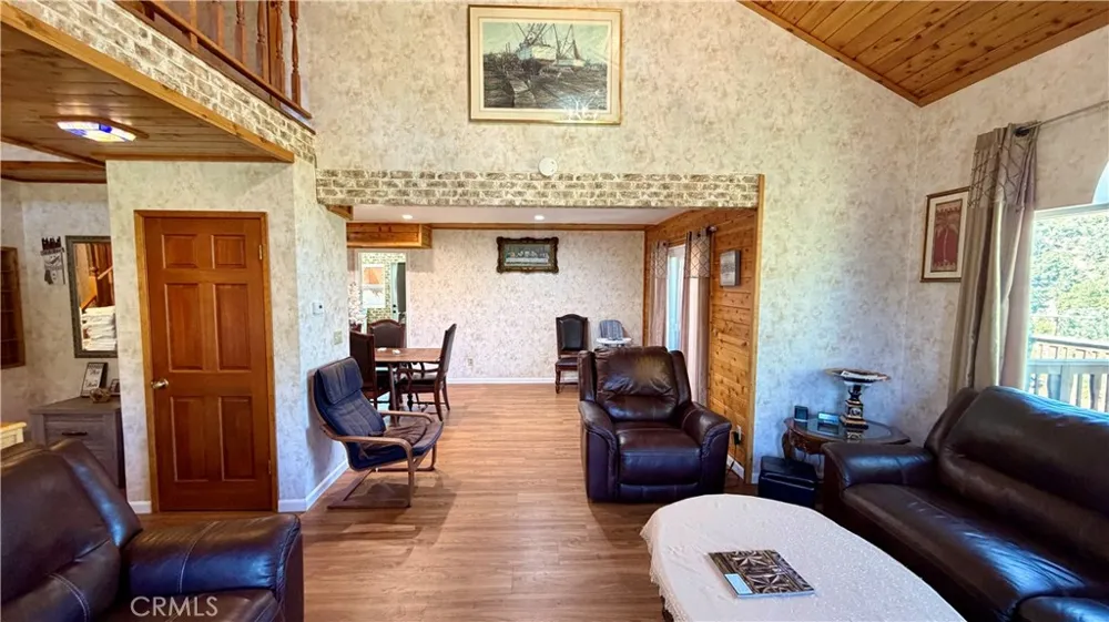 14921 Ward Drive Pine Mountain Club, CA 93225