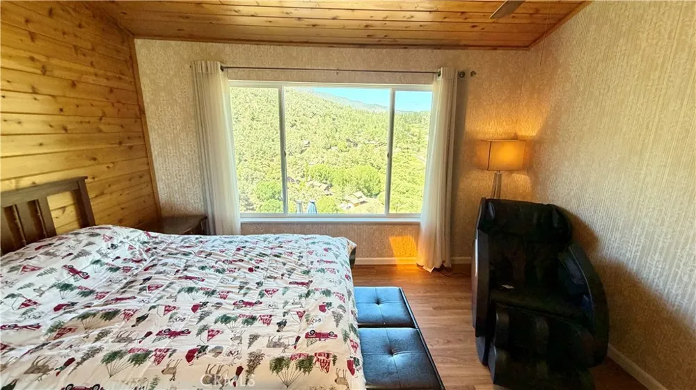 14921 Ward Drive Pine Mountain Club, CA 93225