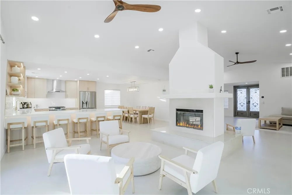 68135 Tachevah Drive Cathedral City, CA 92234