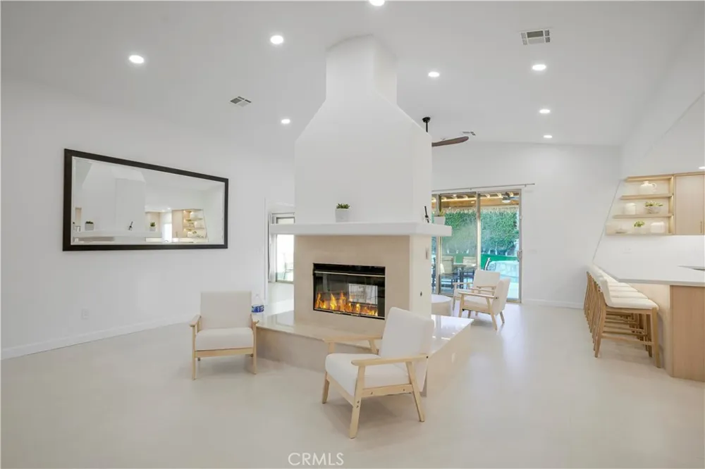 68135 Tachevah Drive Cathedral City, CA 92234