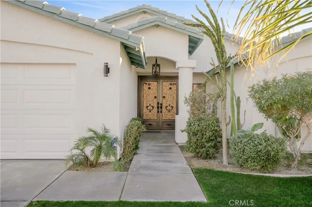 68135 Tachevah Drive Cathedral City, CA 92234