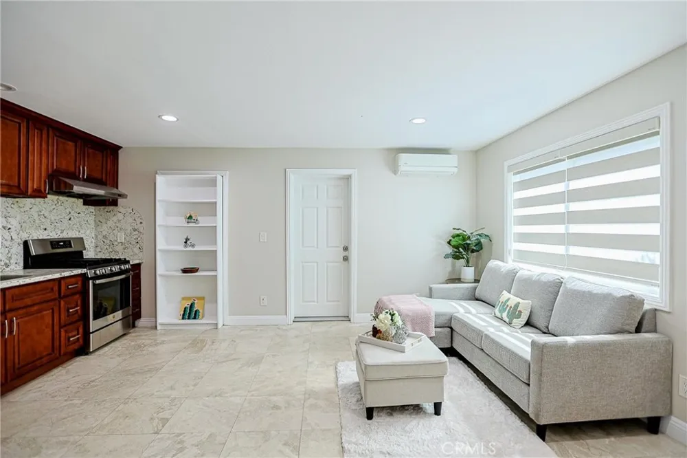 8563 Amazon River Fountain Valley, CA 92708