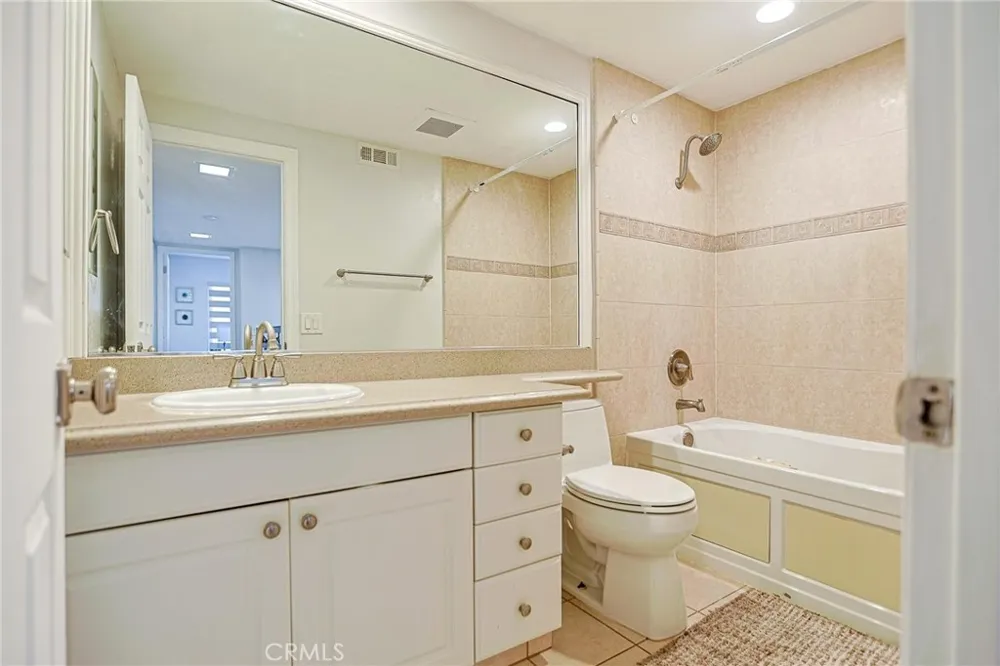 8563 Amazon River Fountain Valley, CA 92708