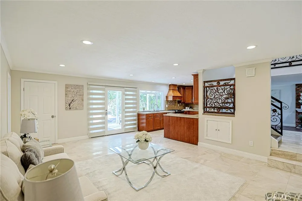 8563 Amazon River Fountain Valley, CA 92708