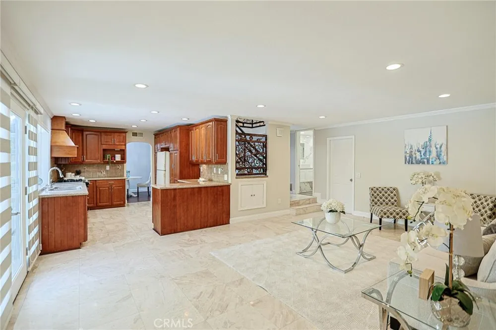8563 Amazon River Fountain Valley, CA 92708