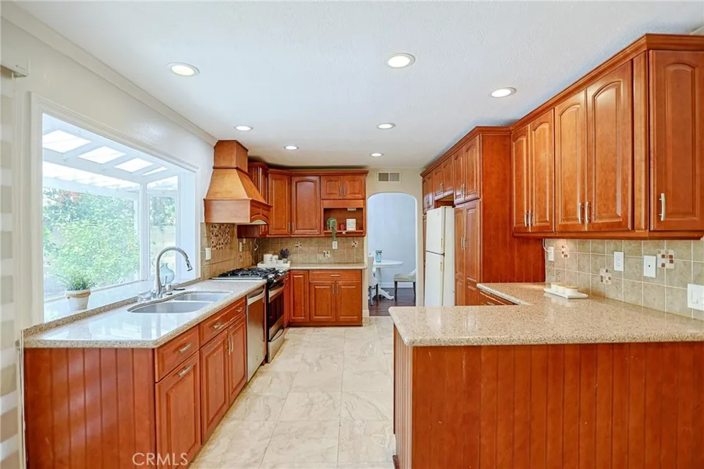 8563 Amazon River Fountain Valley, CA 92708