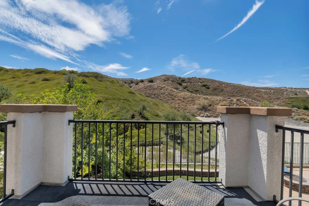 16872 Royal Pines Lane Canyon Country, CA 91387