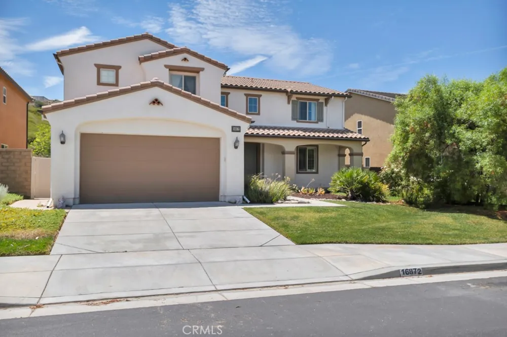 16872 Royal Pines Lane Canyon Country, CA 91387
