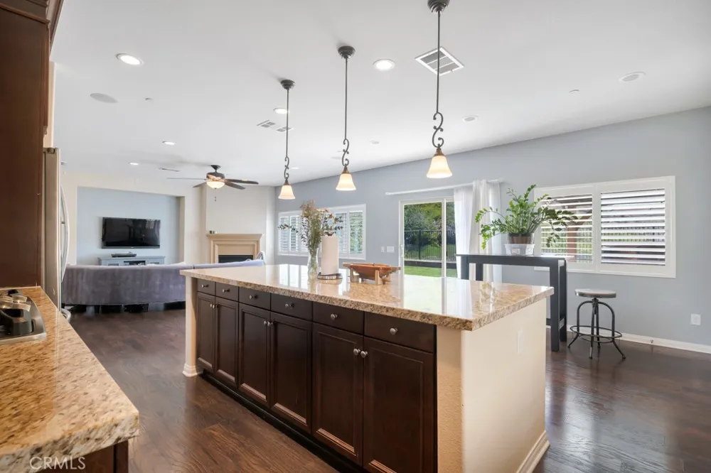 16872 Royal Pines Lane Canyon Country, CA 91387