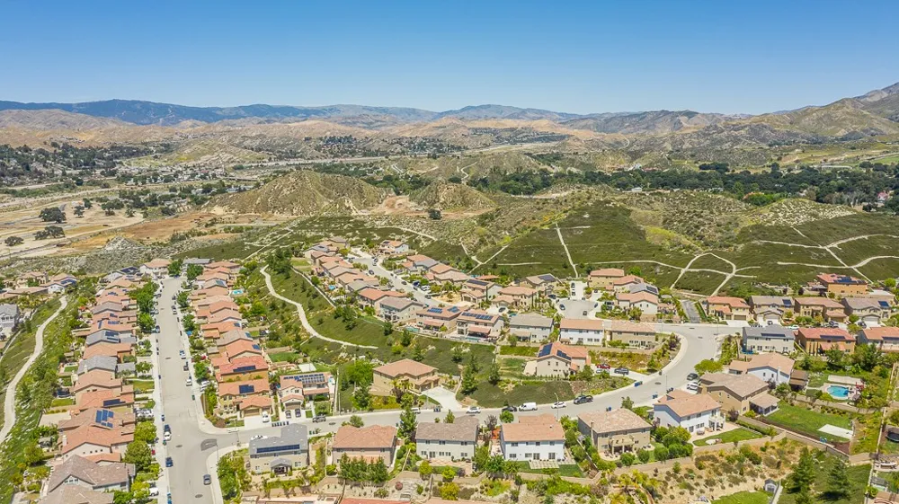 16872 Royal Pines Lane Canyon Country, CA 91387