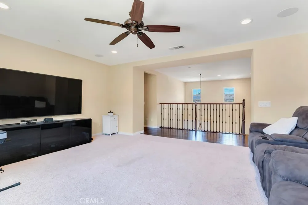 16872 Royal Pines Lane Canyon Country, CA 91387