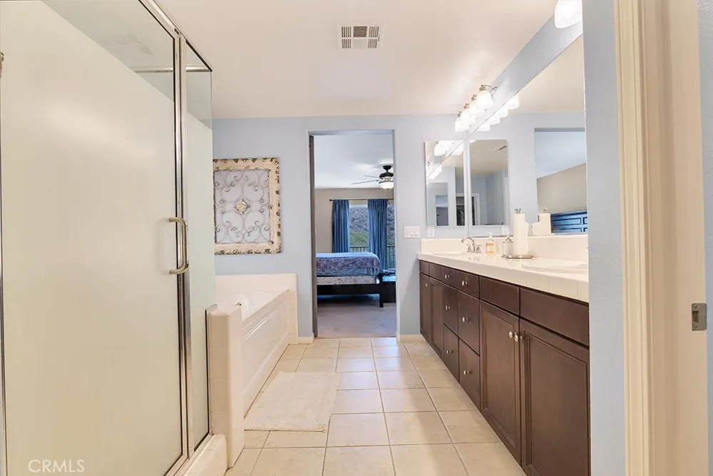 16872 Royal Pines Lane Canyon Country, CA 91387