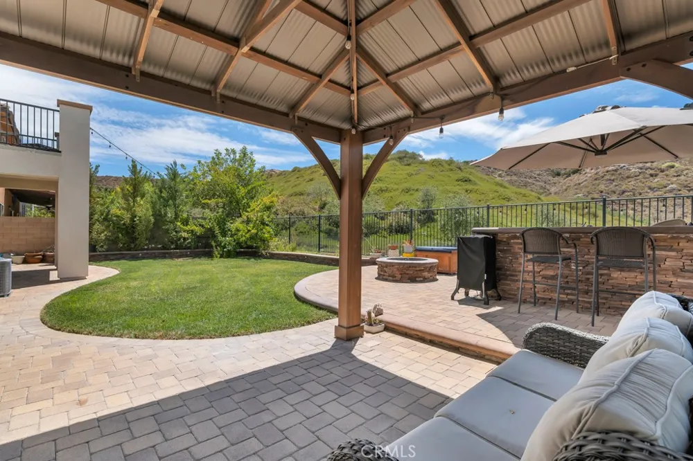 16872 Royal Pines Lane Canyon Country, CA 91387
