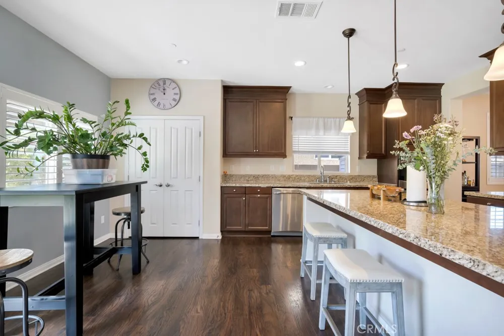 16872 Royal Pines Lane Canyon Country, CA 91387