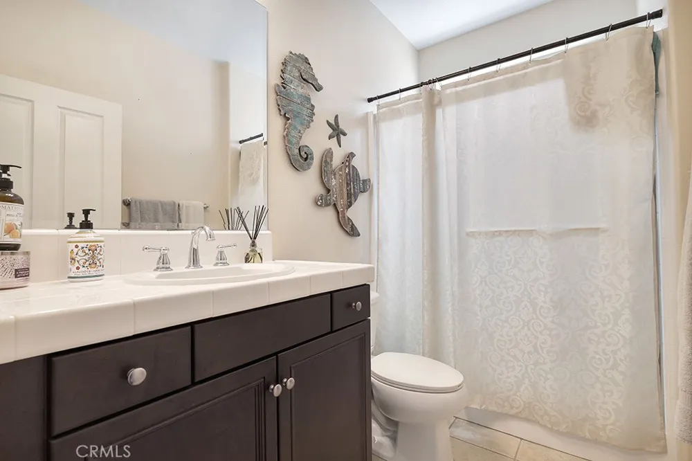 16872 Royal Pines Lane Canyon Country, CA 91387