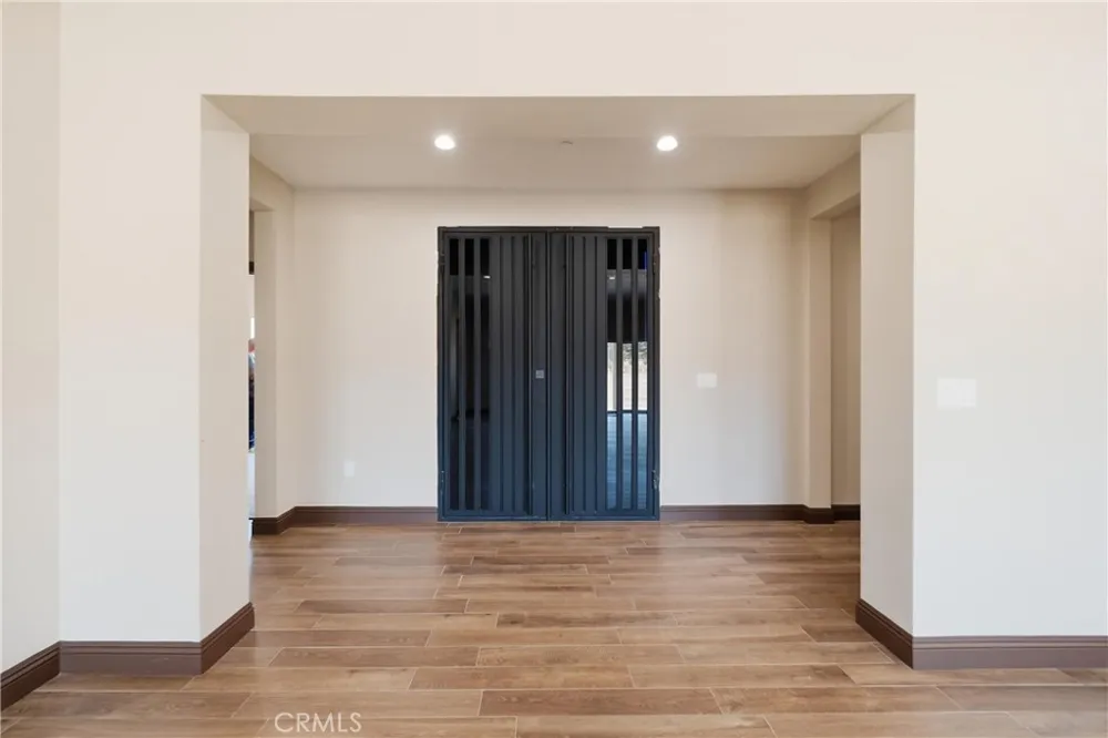 23505 Del Oro Road Apple Valley, CA 92308