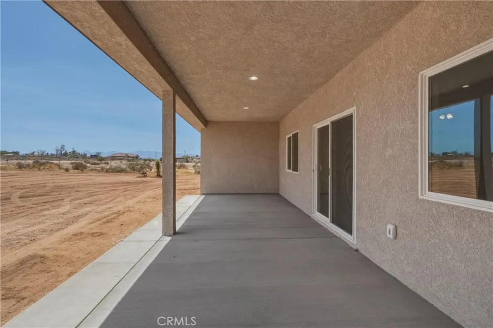 23505 Del Oro Road Apple Valley, CA 92308