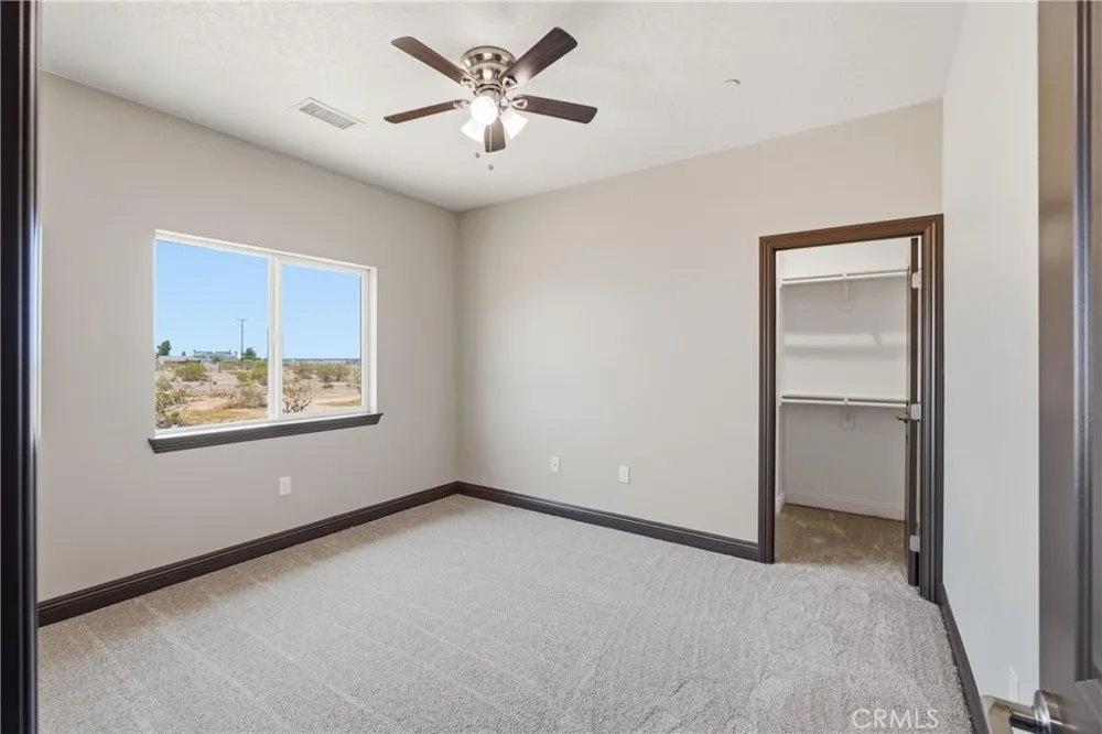 23505 Del Oro Road Apple Valley, CA 92308