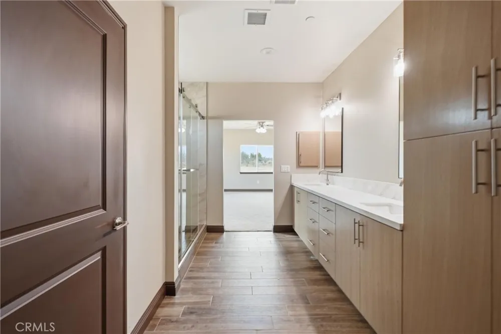 23505 Del Oro Road Apple Valley, CA 92308