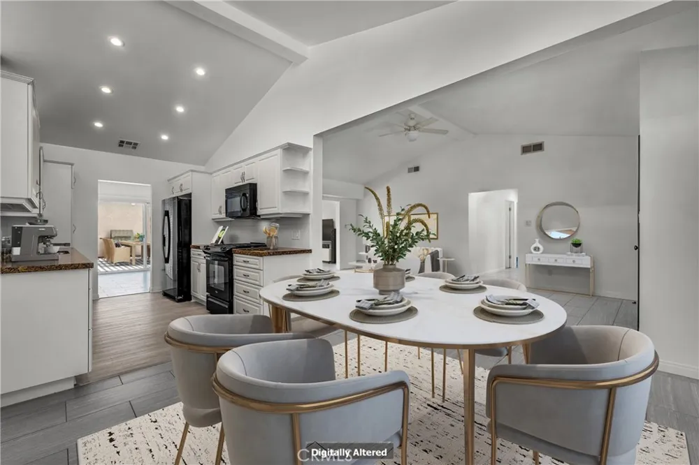 7656 Lasaine Northridge, CA 91325