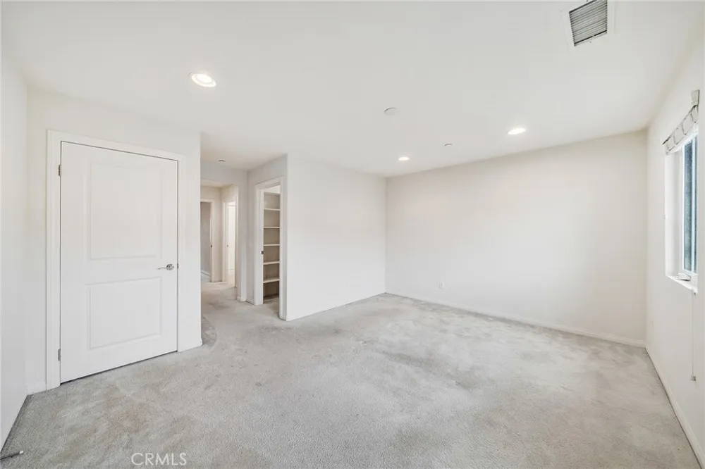 758 E Matchwood Azusa, CA 91702