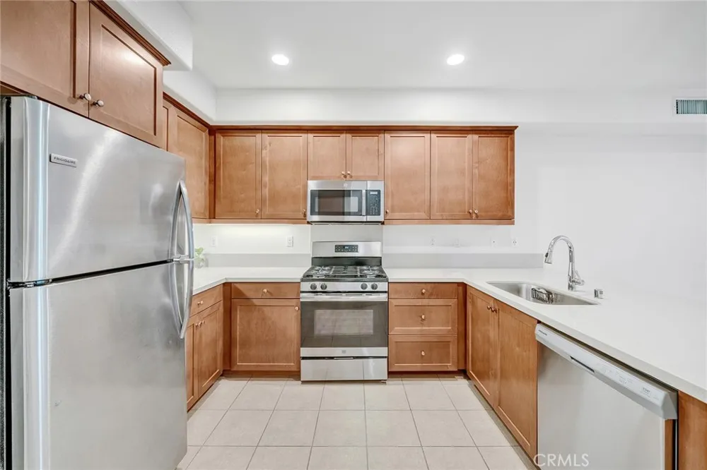 758 E Matchwood Azusa, CA 91702