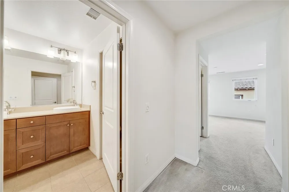 758 E Matchwood Azusa, CA 91702