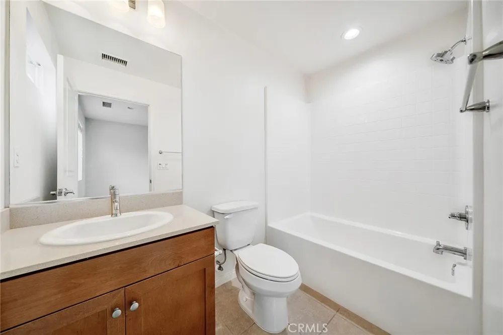 758 E Matchwood Azusa, CA 91702