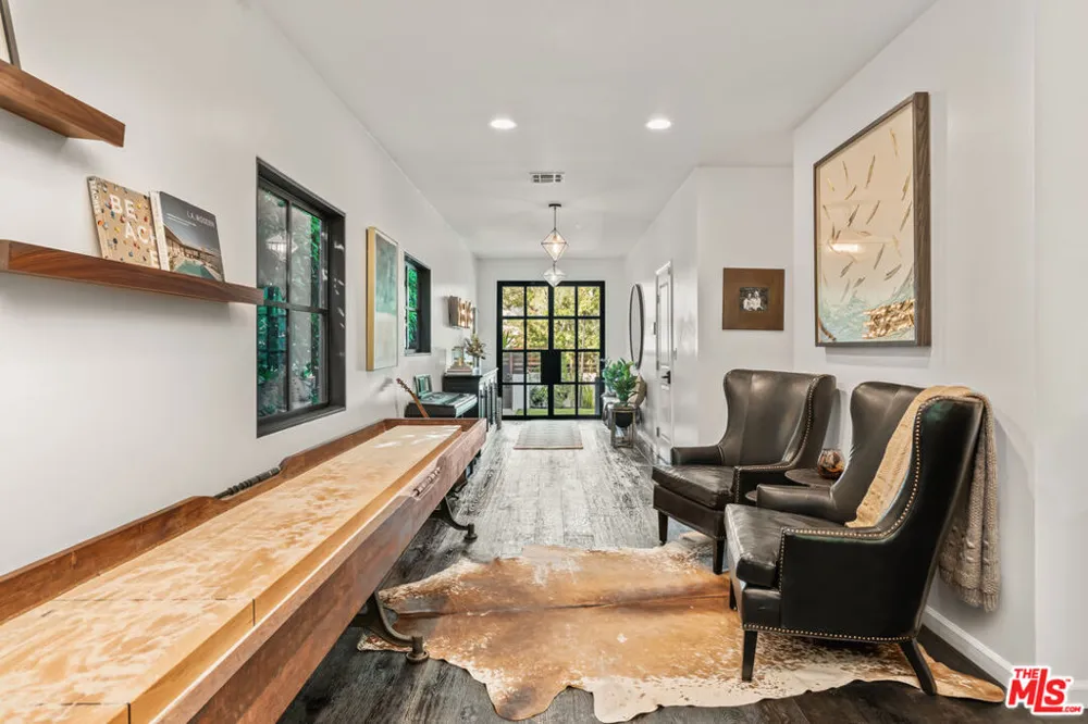3159 Thatcher Avenue Marina del Rey, CA 90292