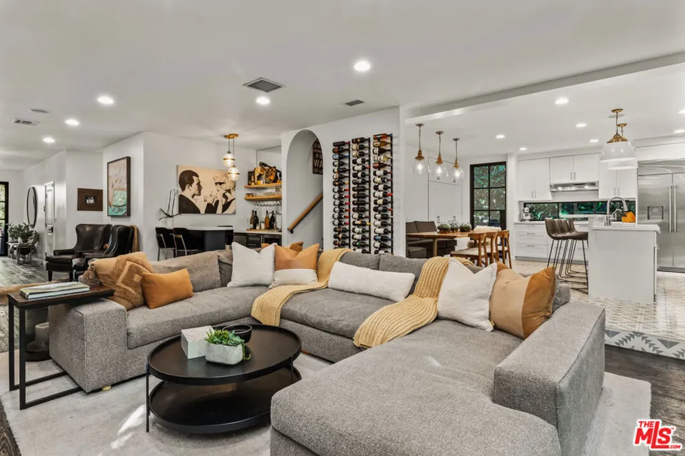 3159 Thatcher Avenue Marina del Rey, CA 90292
