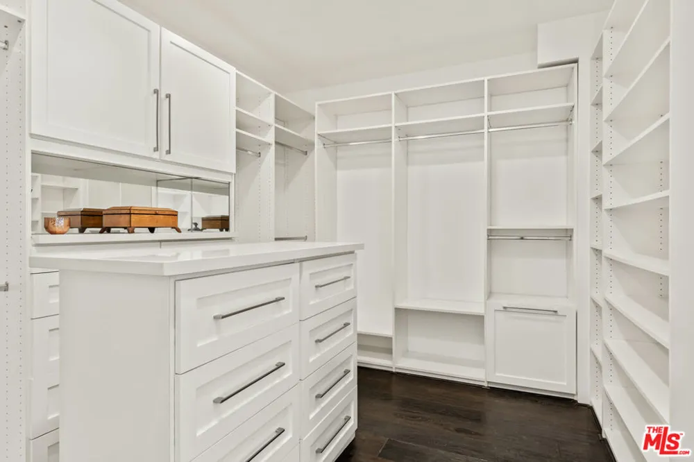 3159 Thatcher Avenue Marina del Rey, CA 90292