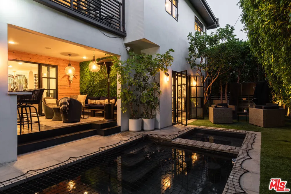 3159 Thatcher Avenue Marina del Rey, CA 90292