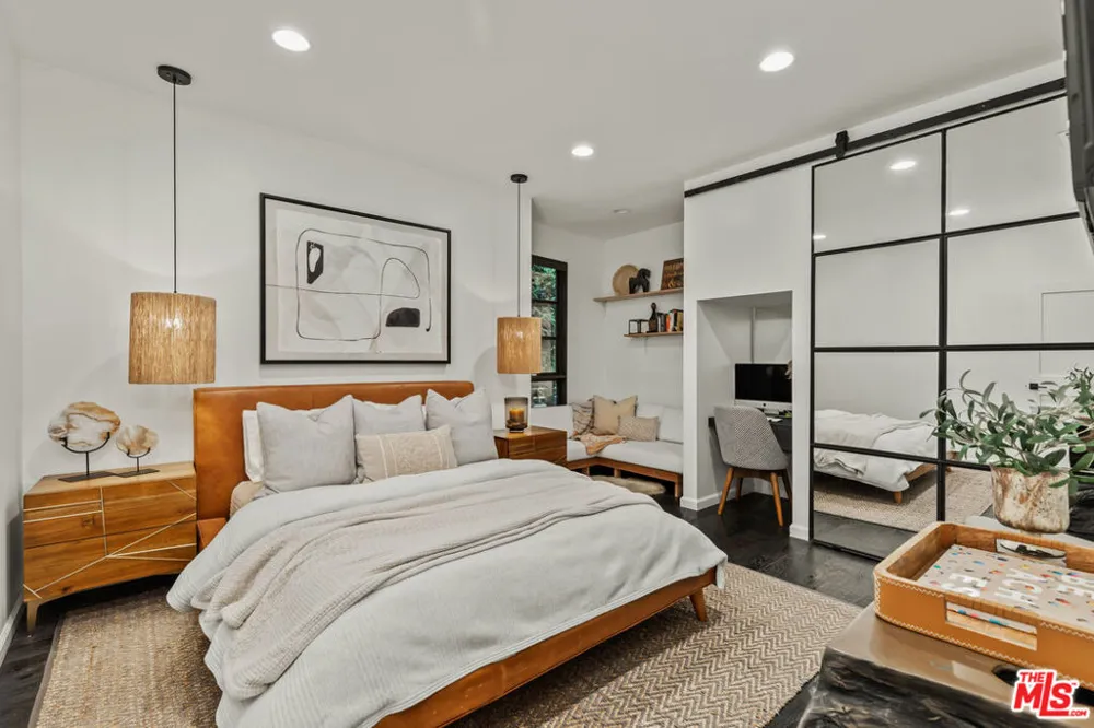 3159 Thatcher Avenue Marina del Rey, CA 90292