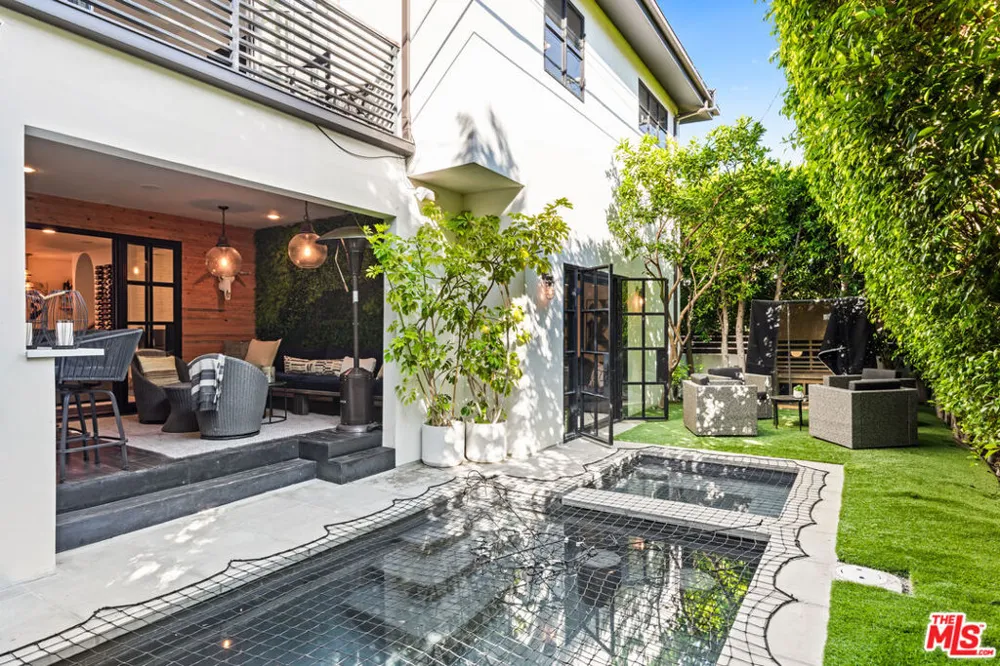 3159 Thatcher Avenue Marina del Rey, CA 90292