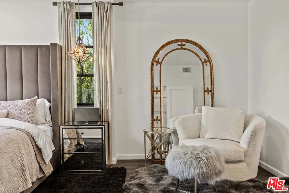3159 Thatcher Avenue Marina del Rey, CA 90292