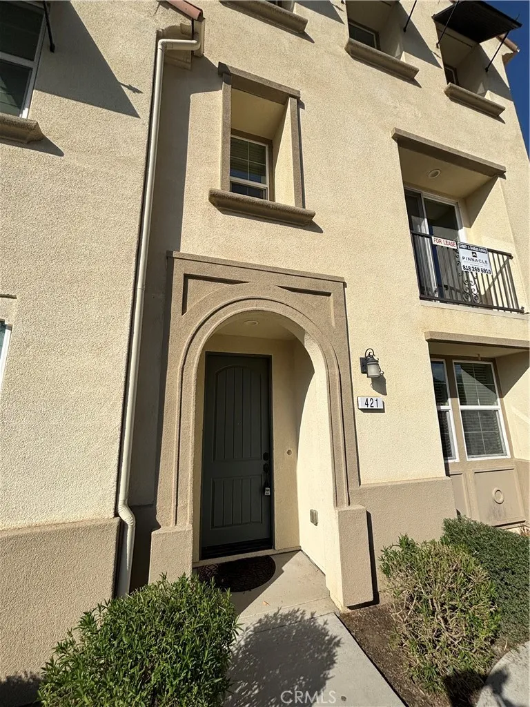 421 Camino Ruiz Camarillo, CA 93012