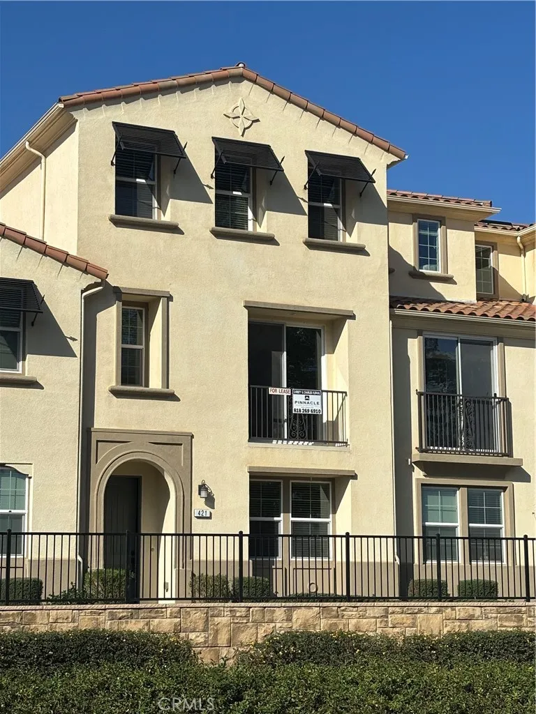 421 Camino Ruiz Camarillo, CA 93012