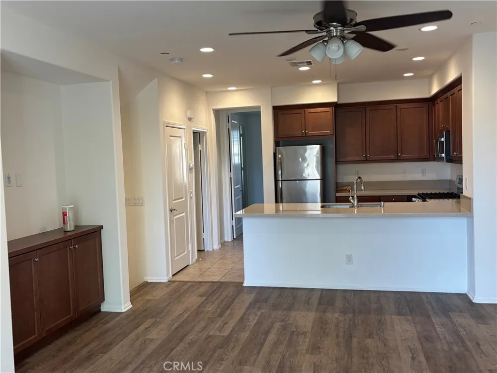 421 Camino Ruiz Camarillo, CA 93012