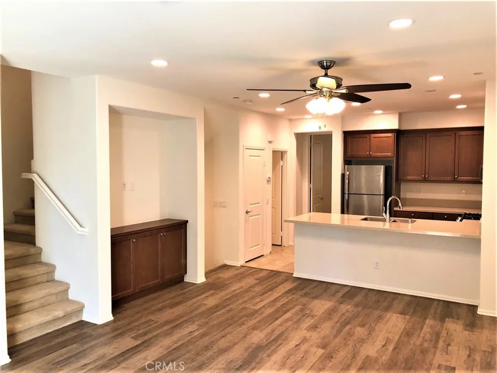 421 Camino Ruiz Camarillo, CA 93012