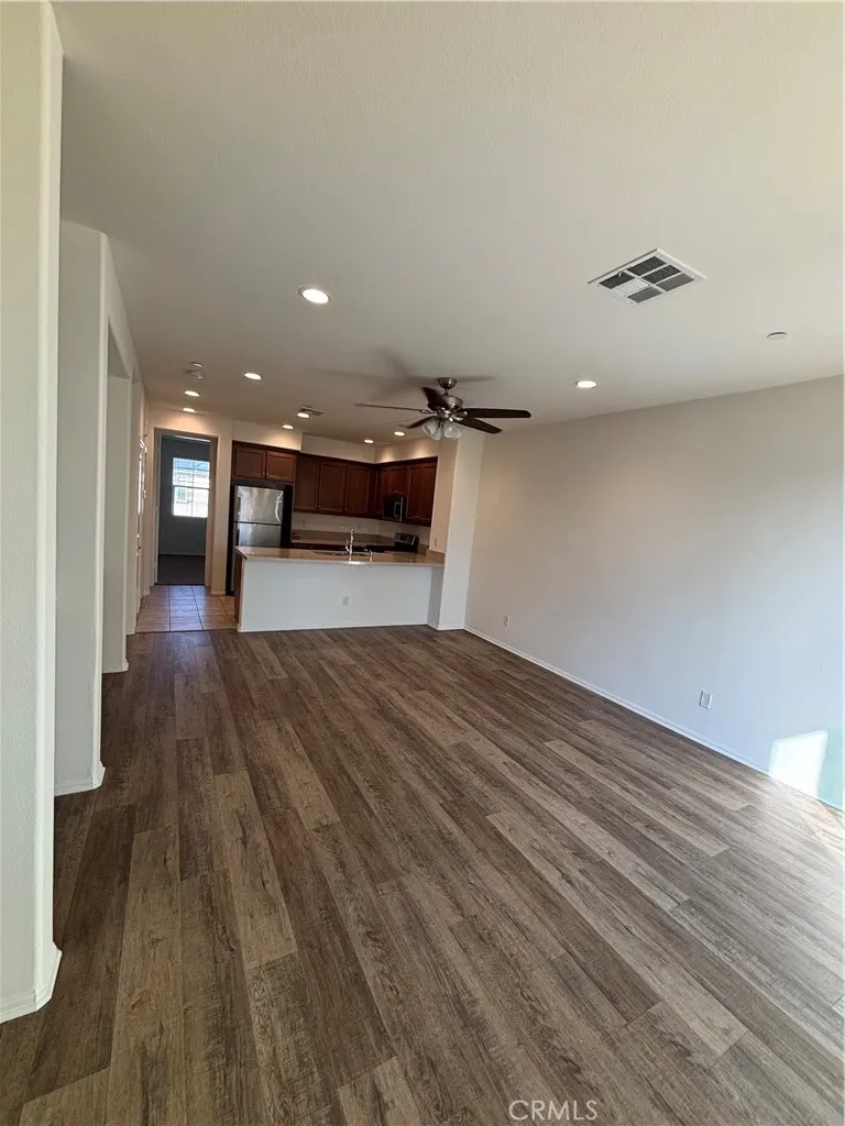 421 Camino Ruiz Camarillo, CA 93012
