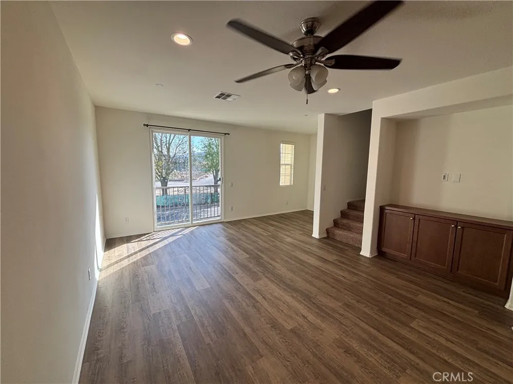 421 Camino Ruiz Camarillo, CA 93012