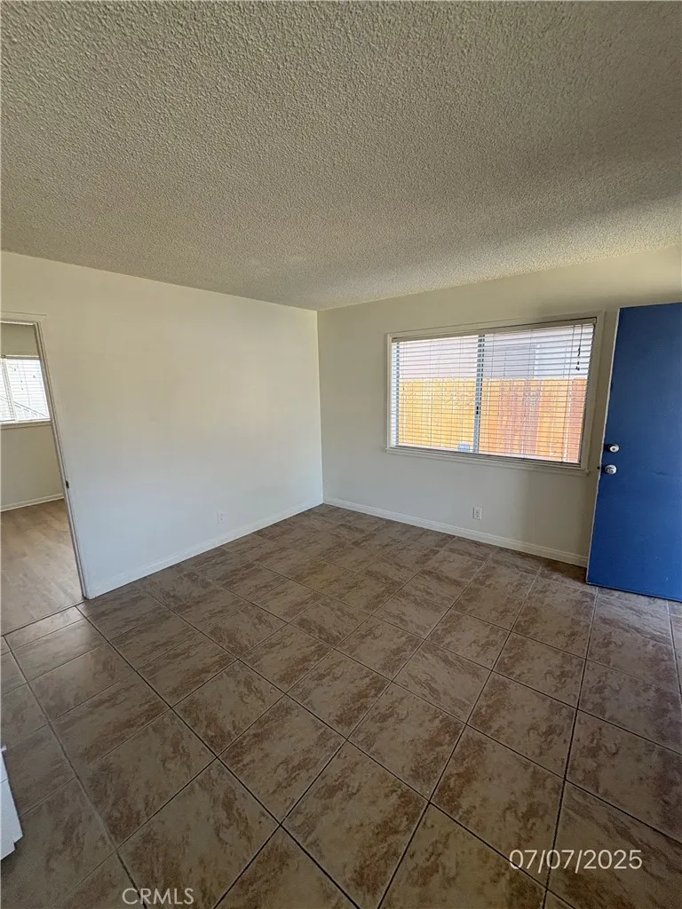 141 S Myers St #B Oceanside, CA 92054