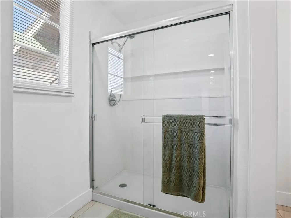 1112 E Avenue J4 Lancaster, CA 93535