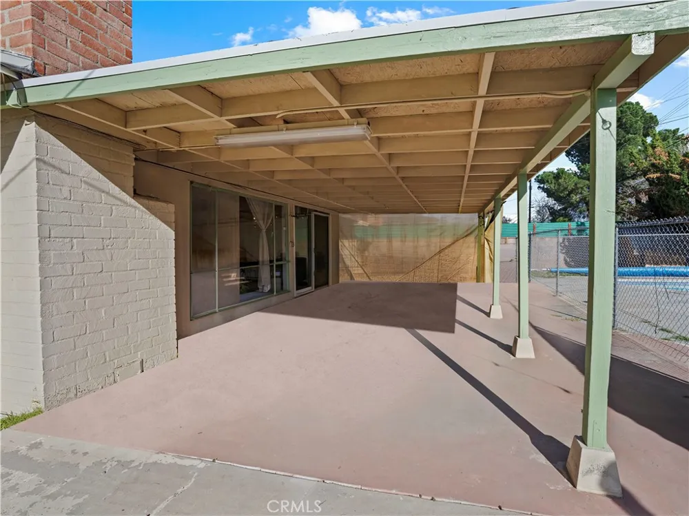 1112 E Avenue J4 Lancaster, CA 93535